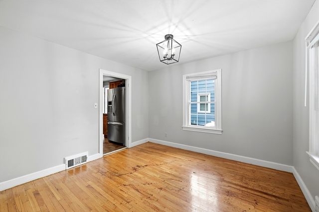15 Lucerne Road, Springfield, MA 01119