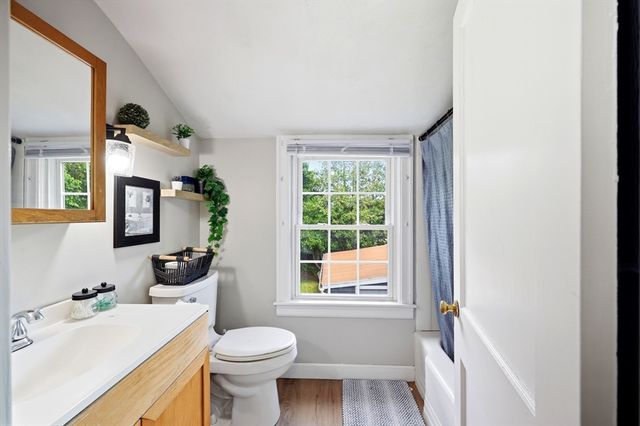 15 Lucerne Road, Springfield, MA 01119