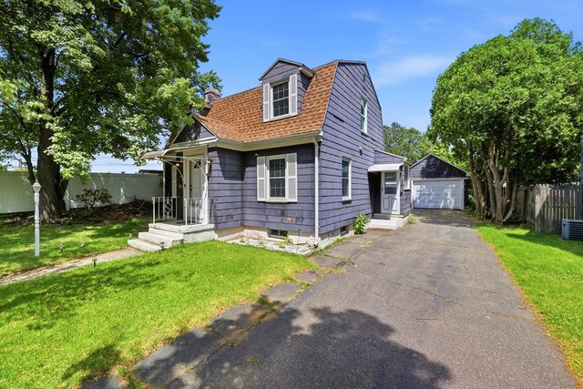 15 Lucerne Road, Springfield, MA 01119