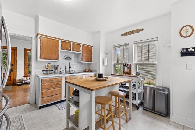 447 S 72nd STREET, Milwaukee, WI 53214