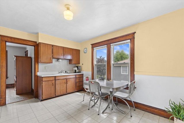 447 S 72nd STREET, Milwaukee, WI 53214