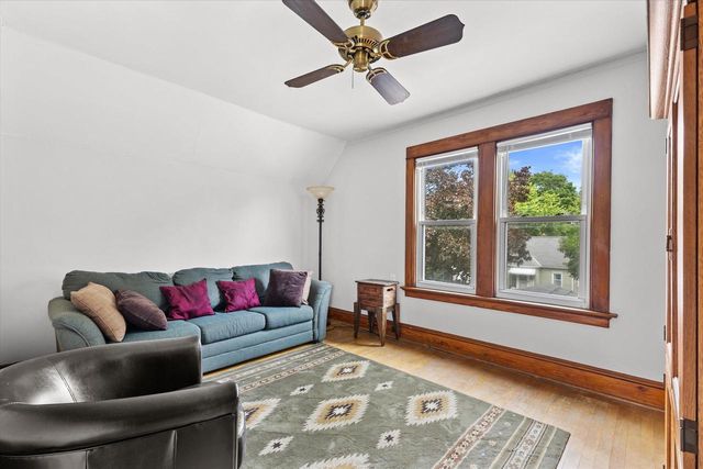 447 S 72nd STREET, Milwaukee, WI 53214