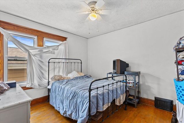 447 S 72nd STREET, Milwaukee, WI 53214
