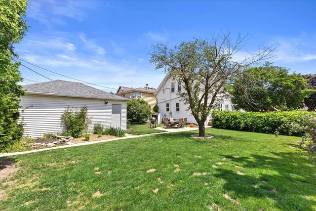 447 S 72nd STREET, Milwaukee, WI 53214