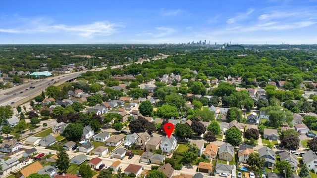 447 S 72nd STREET, Milwaukee, WI 53214