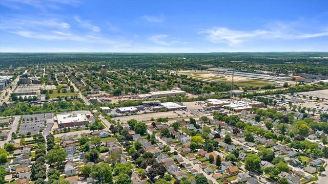 447 S 72nd STREET, Milwaukee, WI 53214