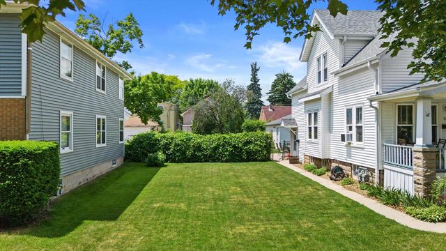 447 S 72nd STREET, Milwaukee, WI 53214