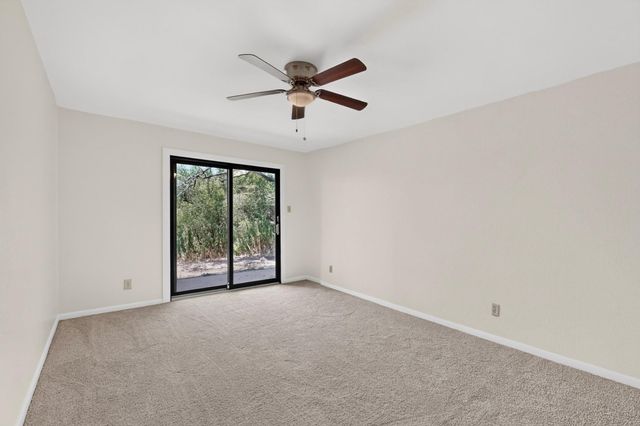 84 Shady Bluff DR, Wimberley, TX 78676