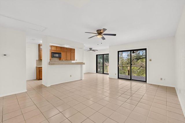 84 Shady Bluff DR, Wimberley, TX 78676
