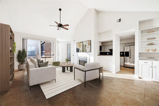 5200 Weslayan Street 302, Houston, TX 77005