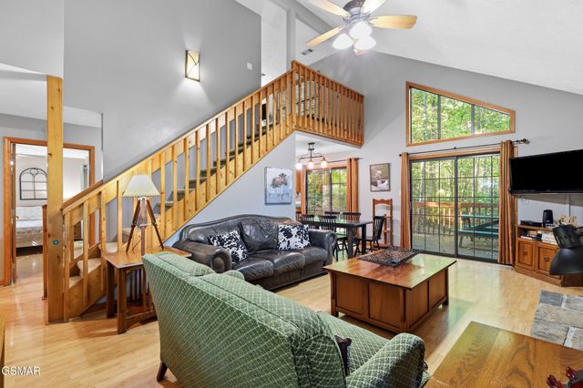 507 Eagle Trail, Gatlinburg, TN 37738
