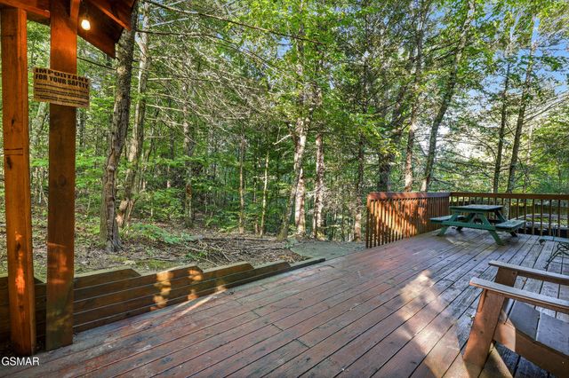 507 Eagle Trail, Gatlinburg, TN 37738