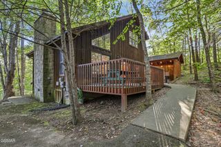 507 Eagle Trail, Gatlinburg, TN 37738