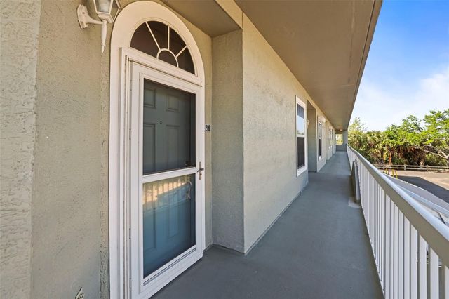 5 ISLAND PARK PLACE 206, Dunedin, FL 34698