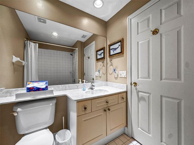 5 ISLAND PARK PLACE 206, Dunedin, FL 34698