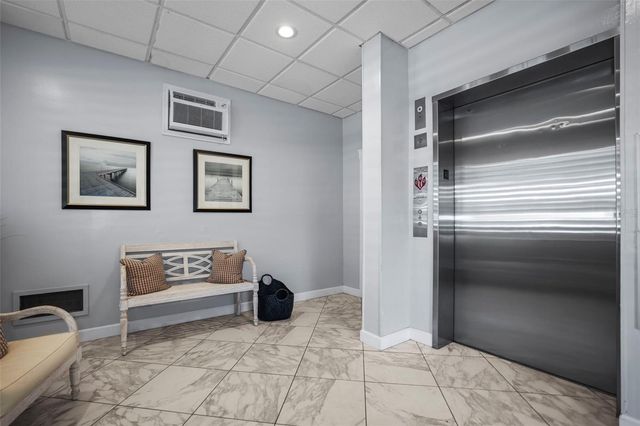 5 ISLAND PARK PLACE 206, Dunedin, FL 34698