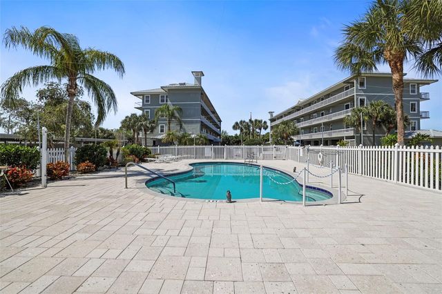 5 ISLAND PARK PLACE 206, Dunedin, FL 34698