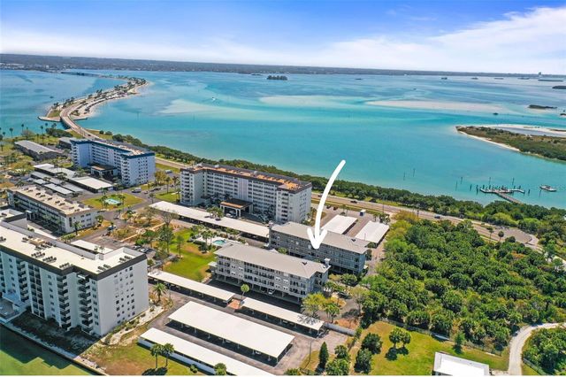 5 ISLAND PARK PLACE 206, Dunedin, FL 34698