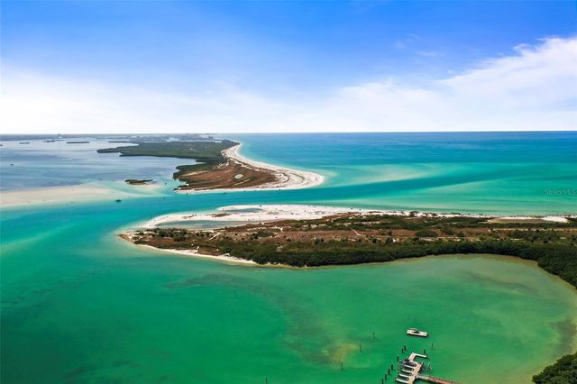 5 ISLAND PARK PLACE 206, Dunedin, FL 34698