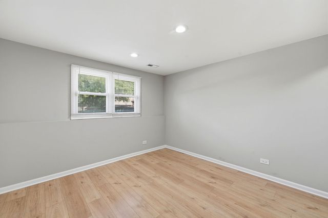 17690 HILLCREST Drive, Country Club Hills, IL 60478