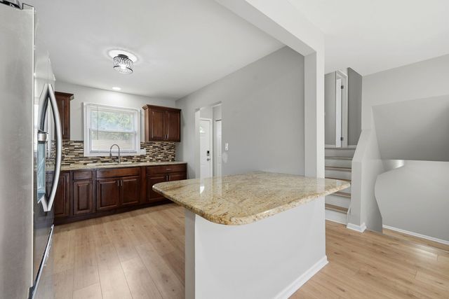 17690 HILLCREST Drive, Country Club Hills, IL 60478