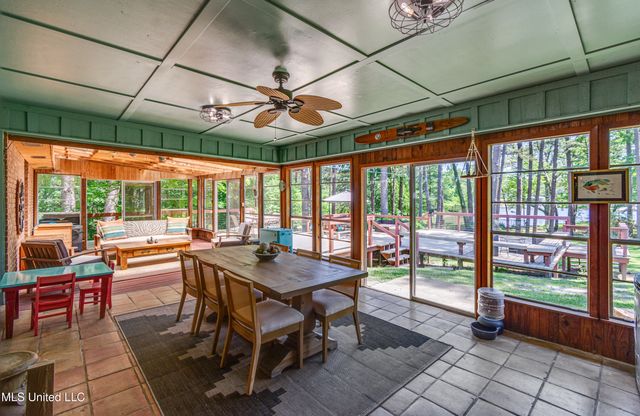 138 S Sunset Drive, Florence, MS 39073
