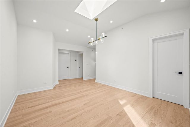 1207 Hoffman Avenue, Park Ridge, IL 60068