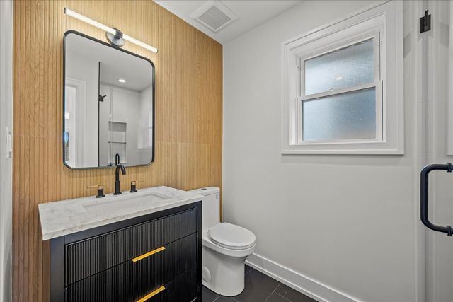 1207 Hoffman Avenue, Park Ridge, IL 60068