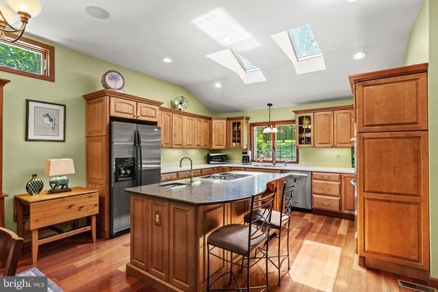 322 LAKE CAROLINE DR, Ruther Glen, VA 22546