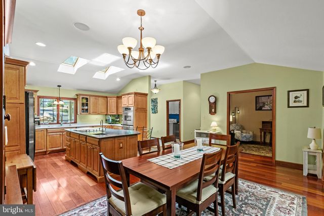 322 LAKE CAROLINE DR, Ruther Glen, VA 22546