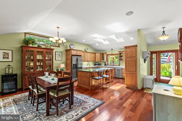 322 LAKE CAROLINE DR, Ruther Glen, VA 22546