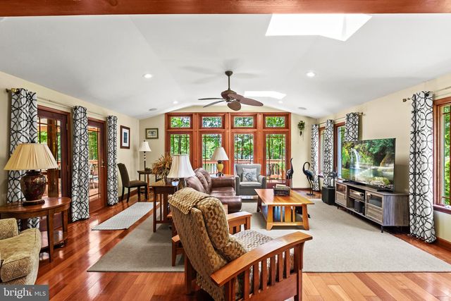 322 LAKE CAROLINE DR, Ruther Glen, VA 22546
