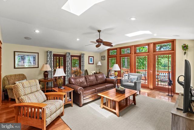 322 LAKE CAROLINE DR, Ruther Glen, VA 22546