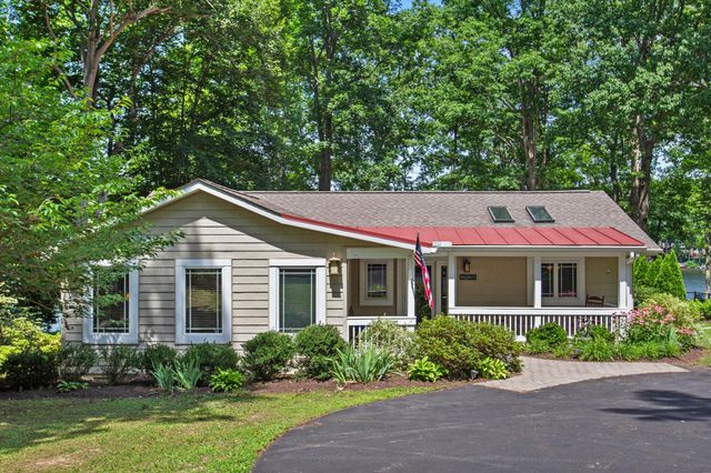 322 LAKE CAROLINE DR, Ruther Glen, VA 22546