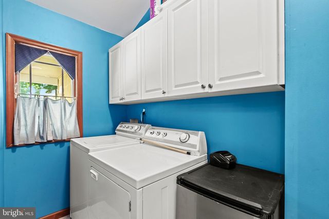 322 LAKE CAROLINE DR, Ruther Glen, VA 22546