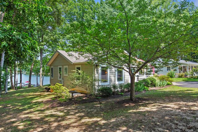 322 LAKE CAROLINE DR, Ruther Glen, VA 22546