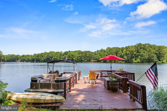 322 LAKE CAROLINE DR, Ruther Glen, VA 22546