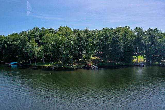 322 LAKE CAROLINE DR, Ruther Glen, VA 22546
