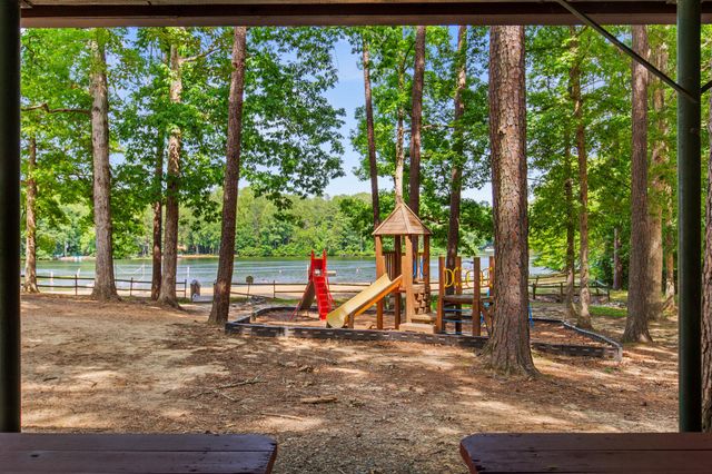 322 LAKE CAROLINE DR, Ruther Glen, VA 22546