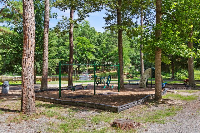 322 LAKE CAROLINE DR, Ruther Glen, VA 22546