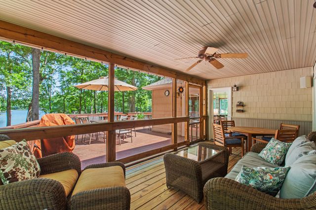 322 LAKE CAROLINE DR, Ruther Glen, VA 22546