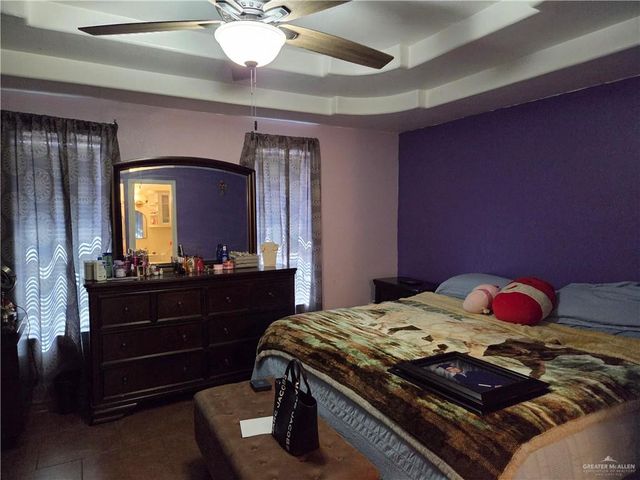 811 W Falcon Avenue, Pharr, TX 78577