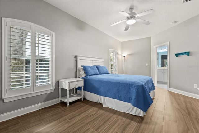 512 CLARENDON AVENUE, Winter Park, FL 32789