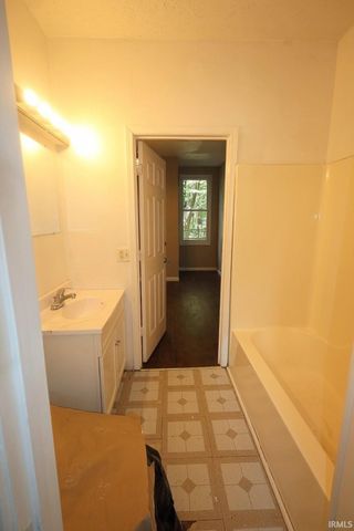 1609 S Morton Avenue, Evansville, IN 47713