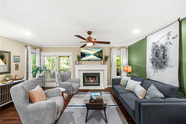 404 Mcgill Place NE, Atlanta, GA 30312