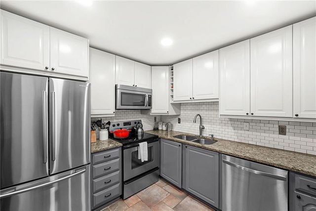 404 Mcgill Place NE, Atlanta, GA 30312