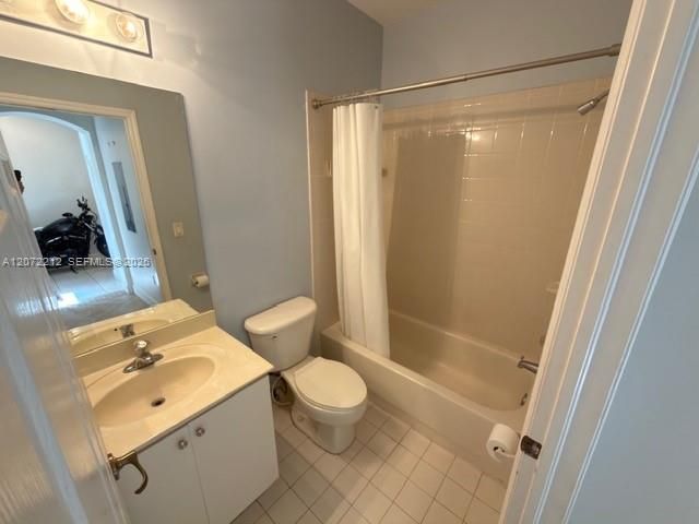 2245 NE 42nd Avenue, Homestead, FL 33033