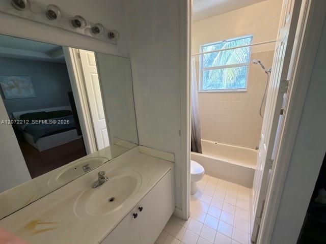 2245 NE 42nd Avenue, Homestead, FL 33033