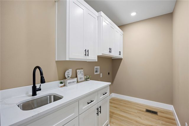 3350 Crow Mountain Road, Russellville, AR 72802