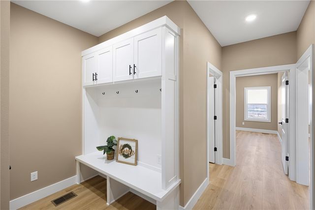 3350 Crow Mountain Road, Russellville, AR 72802